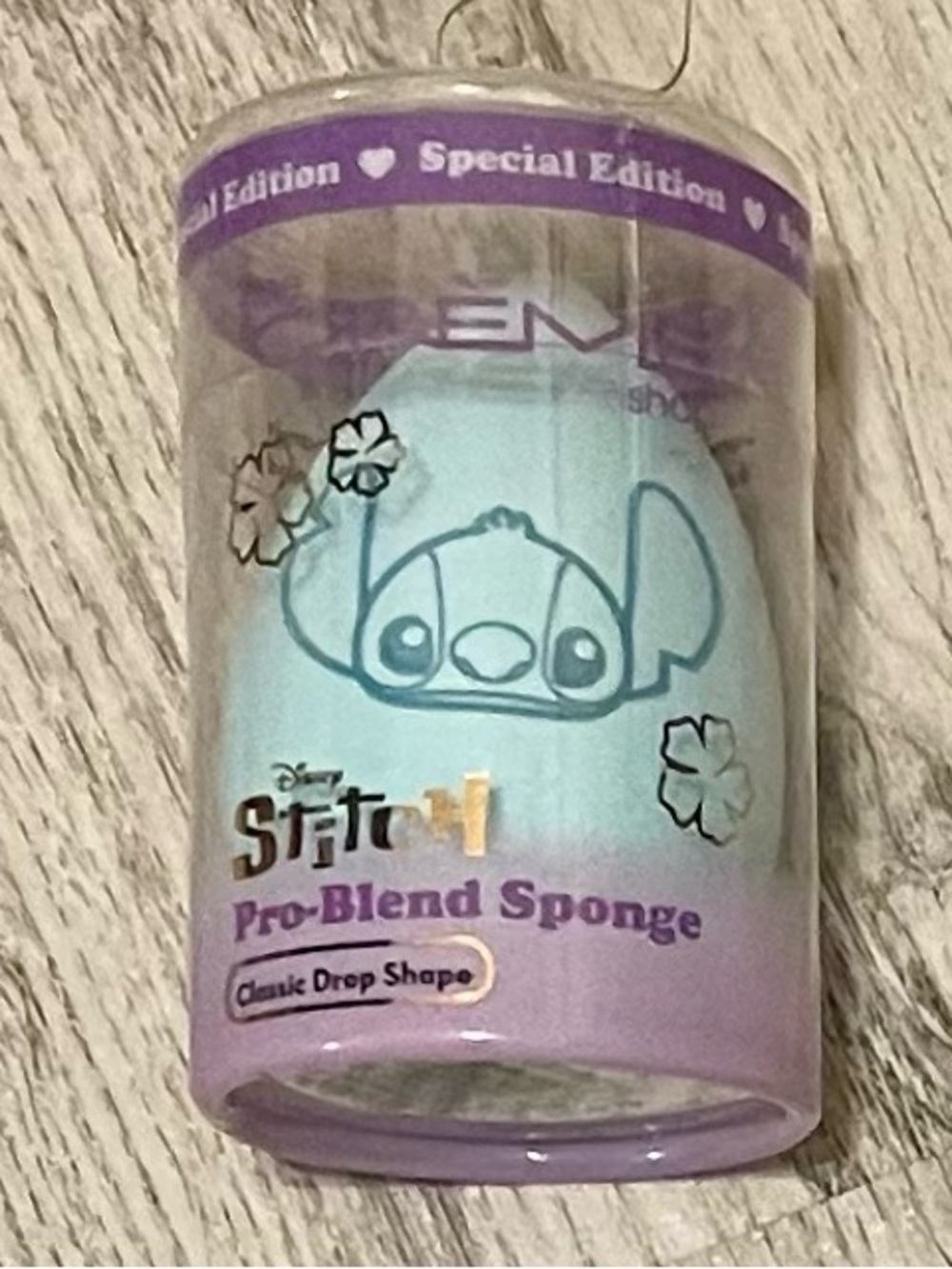 The Créme Shop Disney Lilo & Stitch Pro-Blend Sponge  Special Edition Brand New